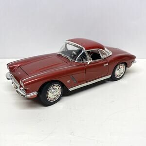 Ertl 1/18 Scale 1962 Corvette Hardtop Coupe Diecast Model Car